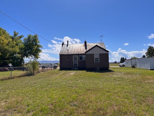 Photo - 624 Adams St