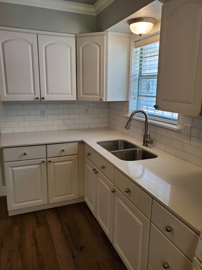 Photo - 1534 Harlandale Ave