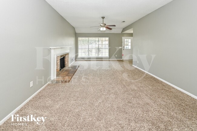 Photo - 18007 Sagecroft Dr