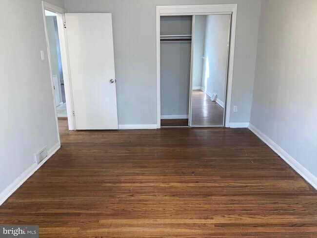 Photo - 7326 Ruskin Rd