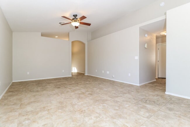 Photo - 20640 N 8th St