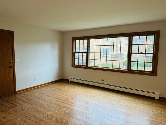 Photo - 8850 N Wisner St