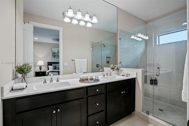 Photo - 10103 Akenside Dr