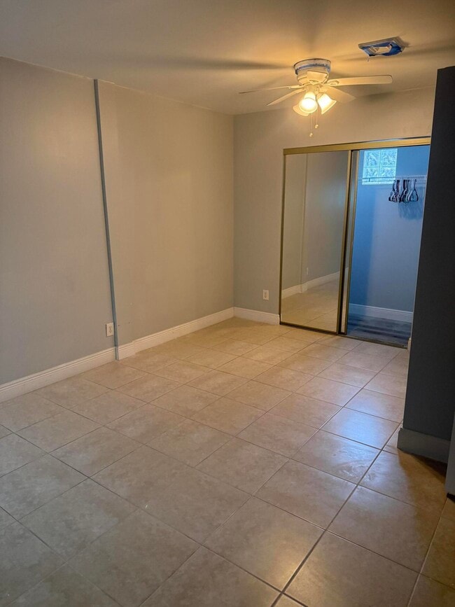 Photo - 192 Caroline Dr