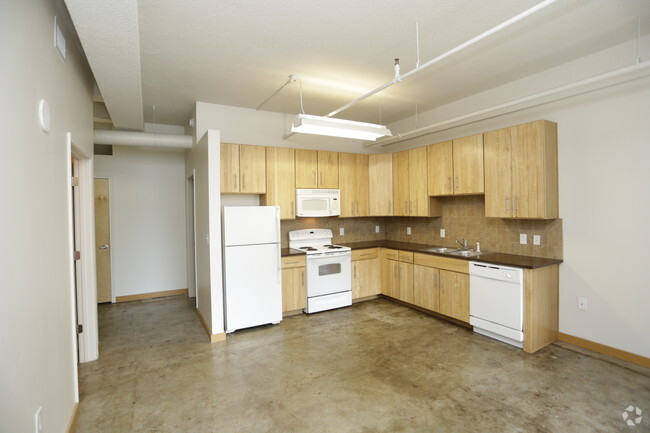 Interior Photo - Grand Boulevard Lofts