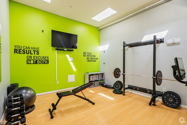 Fitness Center - Smokehouse Lofts