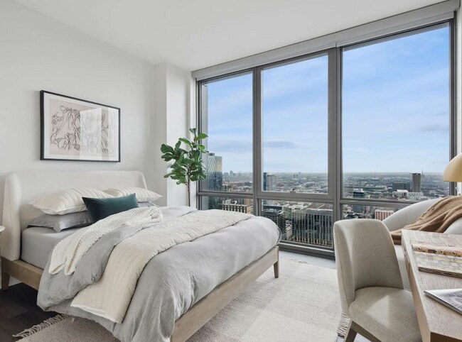 Photo - 122 N Green St