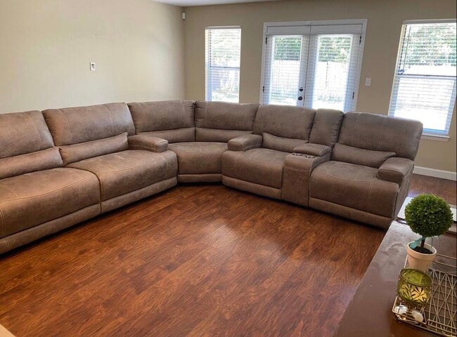 Photo - 404 Spanish Moss Trl