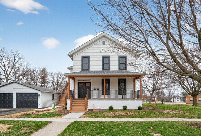 Photo - 305 W Exchange St Unit B