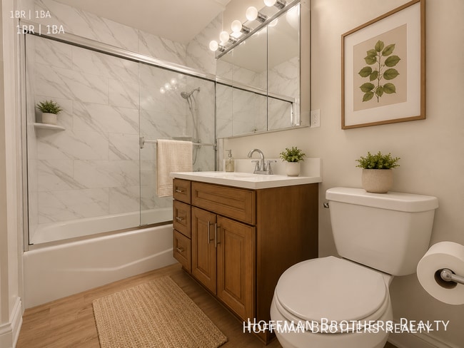 Photo - 4860 Van Noord Ave