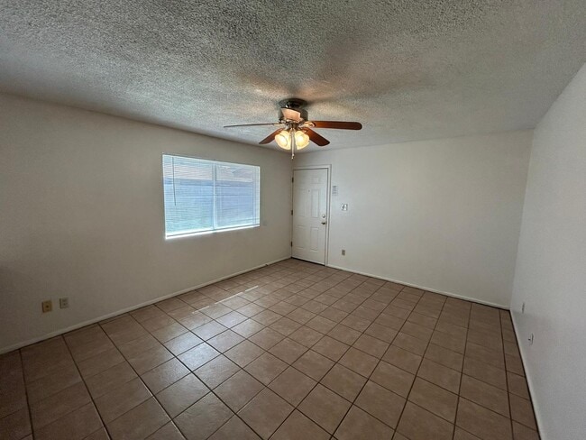 Photo - 1851 E University Dr Unit Apt A