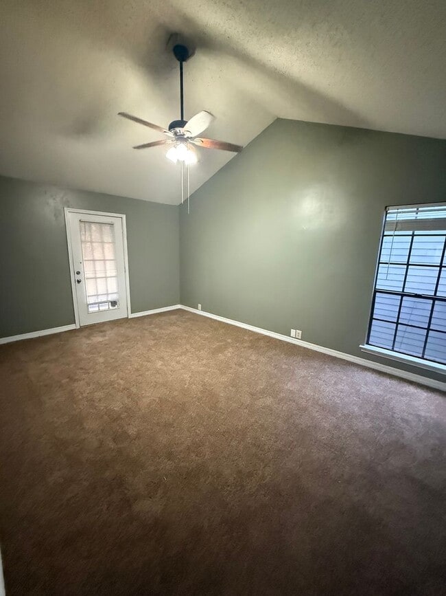 Photo - 3BD 2BA FLAT UPSTAIRS WITH HUGE BALCONY