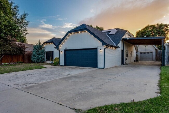 Photo - 1809 Norwich Pl