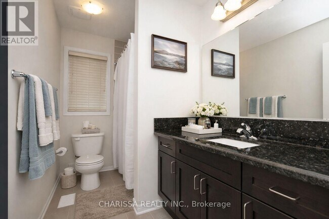 Photo - 483 Pozbou Cres