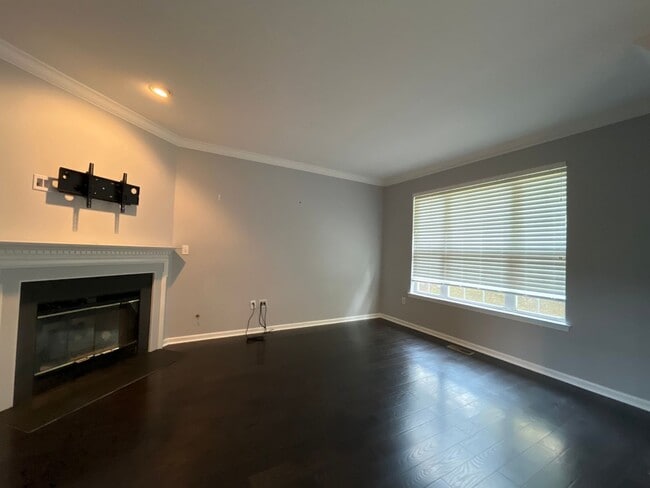 Photo - Spacious 3-bedroom, 2.5-bath home in South...