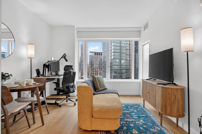 Photo - 16 Dupont St Unit SI FL22-ID1355919P