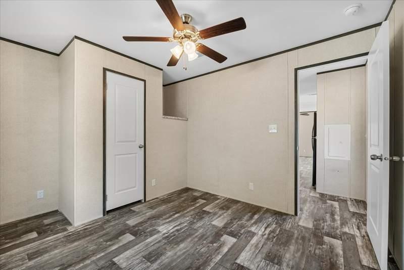 Photo - 125 Southland Ct