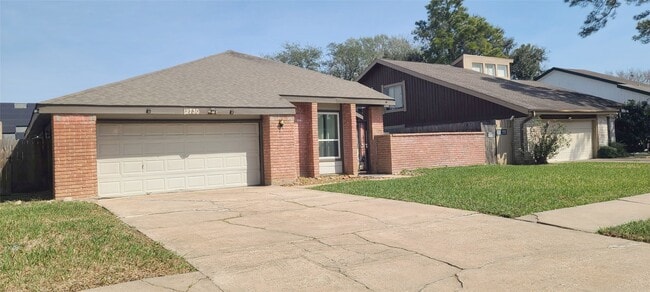 Building Photo - 12730 Palm Desert Ln