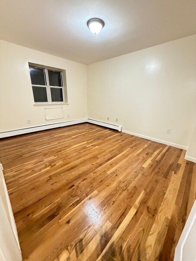 747 Essex St Unit 3Fl