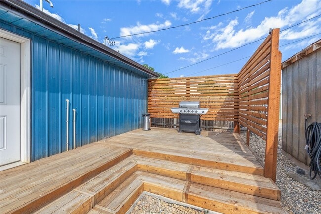 Photo - 205 N Fouch St