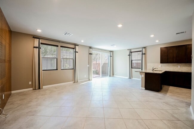 Building Photo - Look No Further! Lovely 3 Bedroom And 2.5 ... Rental