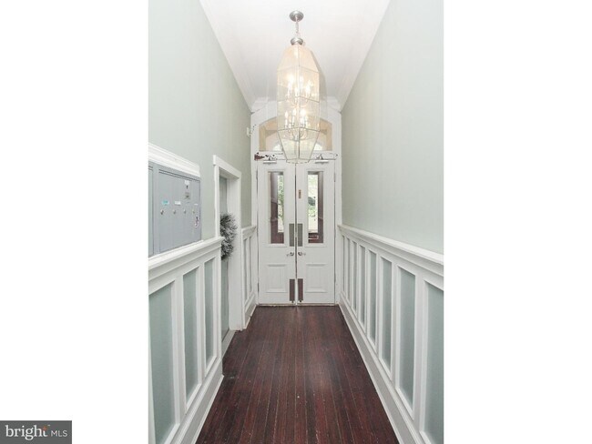 Photo - 2033 Spruce St Unit 4