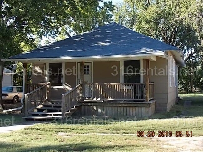 Photo - $849 - 3 bed 1 bath - Single Family Home