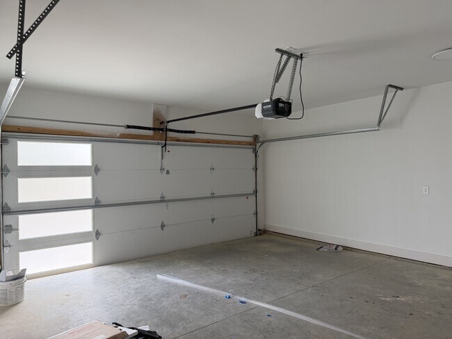 105 Hart Ln