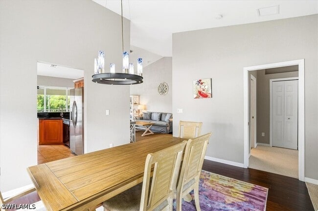 5615 Sherborn Dr Unidad 201