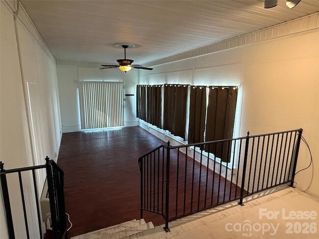 Photo - 330 Ferrell Ave