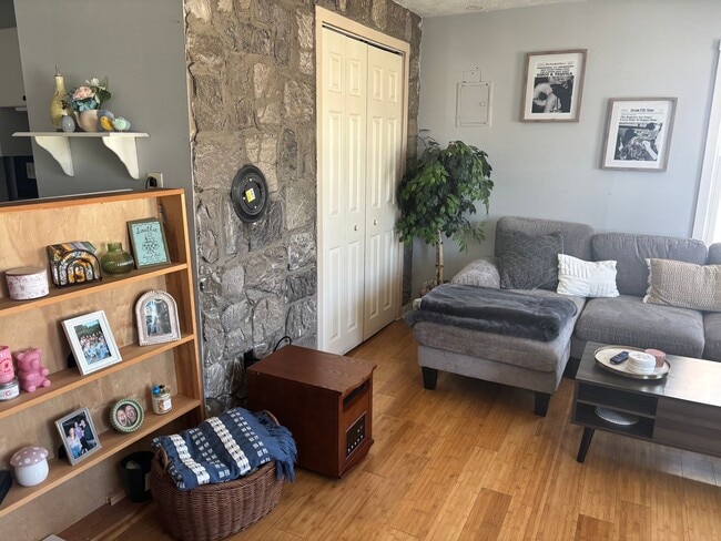 Photo - South Boston 2bed / 1bath with- $3500 Fall 2026 - No Broker Fee