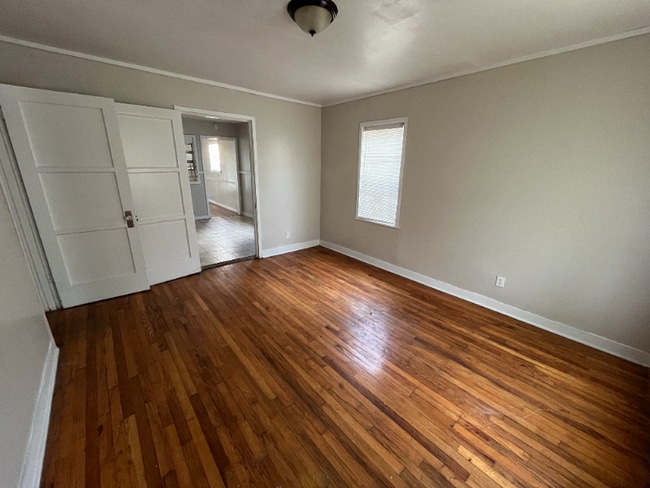 Photo - 273 W Essex Ave