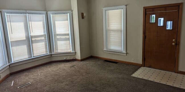 214 Vine St - 214 Vine St Condo Unit 1