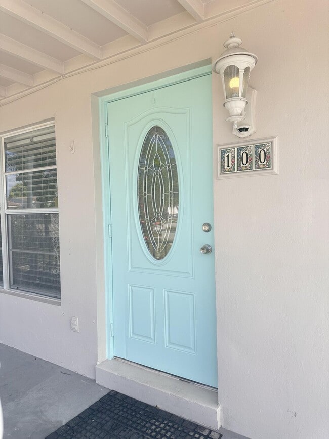 Photo - 100 NW 52nd St