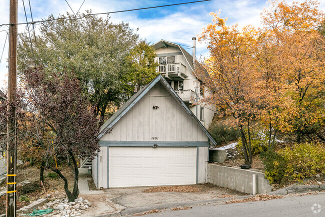 Building Photo - 1491 Yosemite Dr Rental