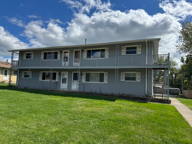 Building Photo - 321 South Ave Unit C