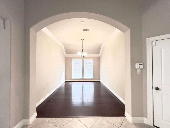 Photo - 25419 Lockspur Dr