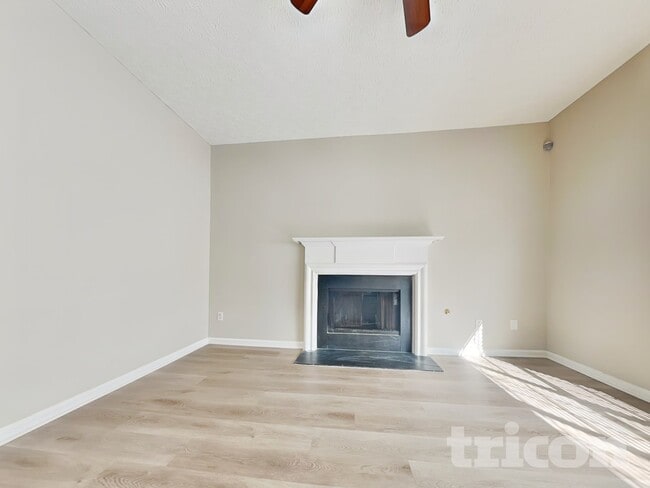 Photo - 11906 Fairway Overlook