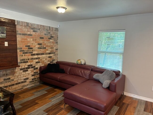 Photo - 8714 Quinn St Unit B