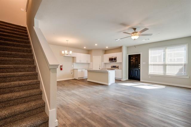 700 Fallow Dr