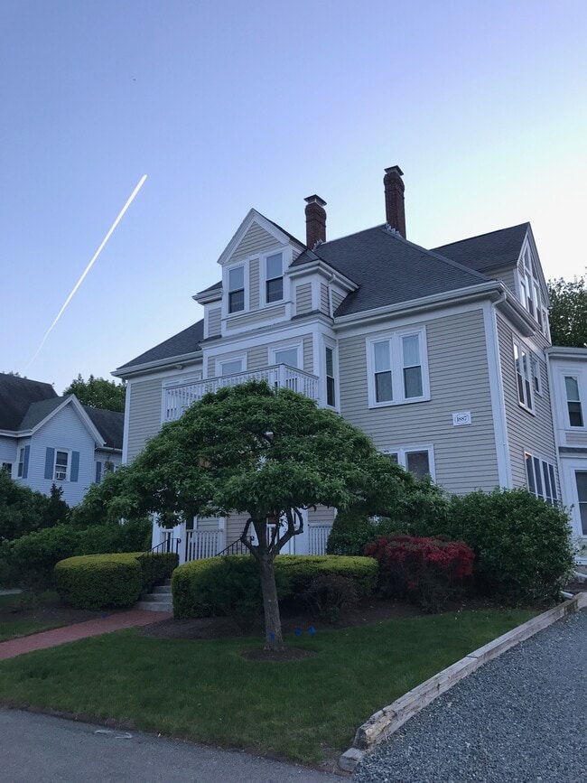 3 Waban Street --Front of Main Building - 3 Waban St Unit 6