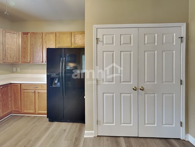 Photo - 413 Barnsdale Ridge Rd