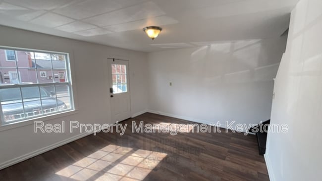 Photo - 138 Delaware Dr