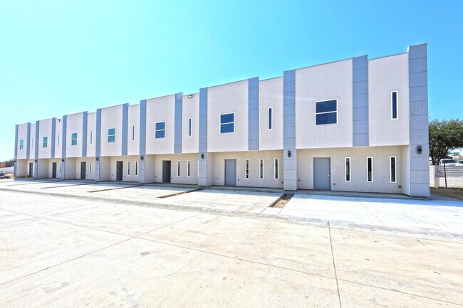 Photo - 1011 Emerald Valley Dr Unit 25 D