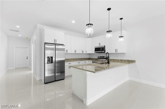 Photo - 1715 W 12th St