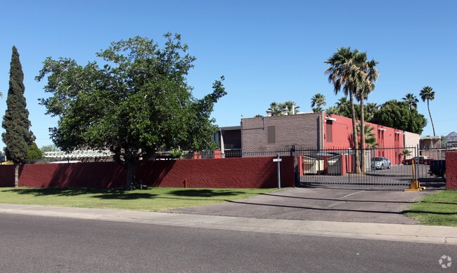 Photo - Tampico Executive Suites