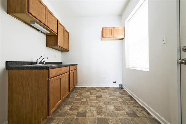 Photo - 7254 S University Ave