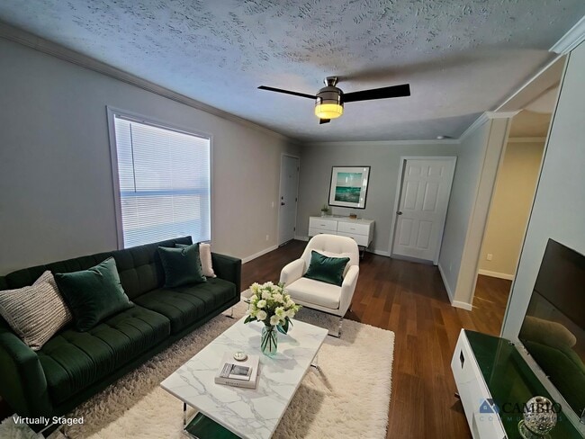 Photo - 8 Swallow Ct