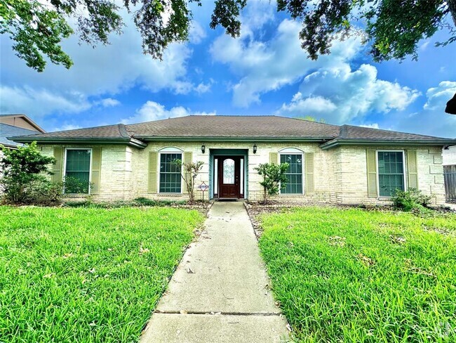 Building Photo - 7914 Candle Ln Rental