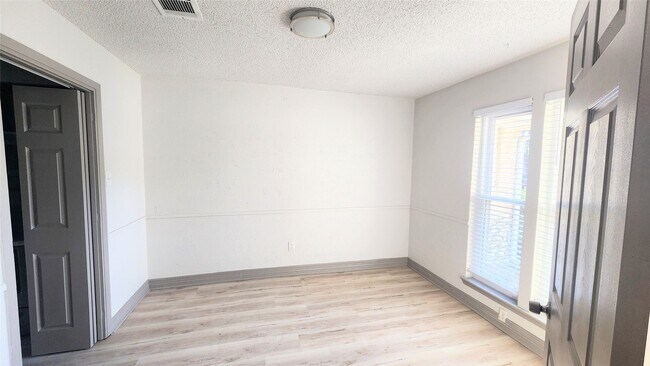 Photo - 22422 Deville Dr